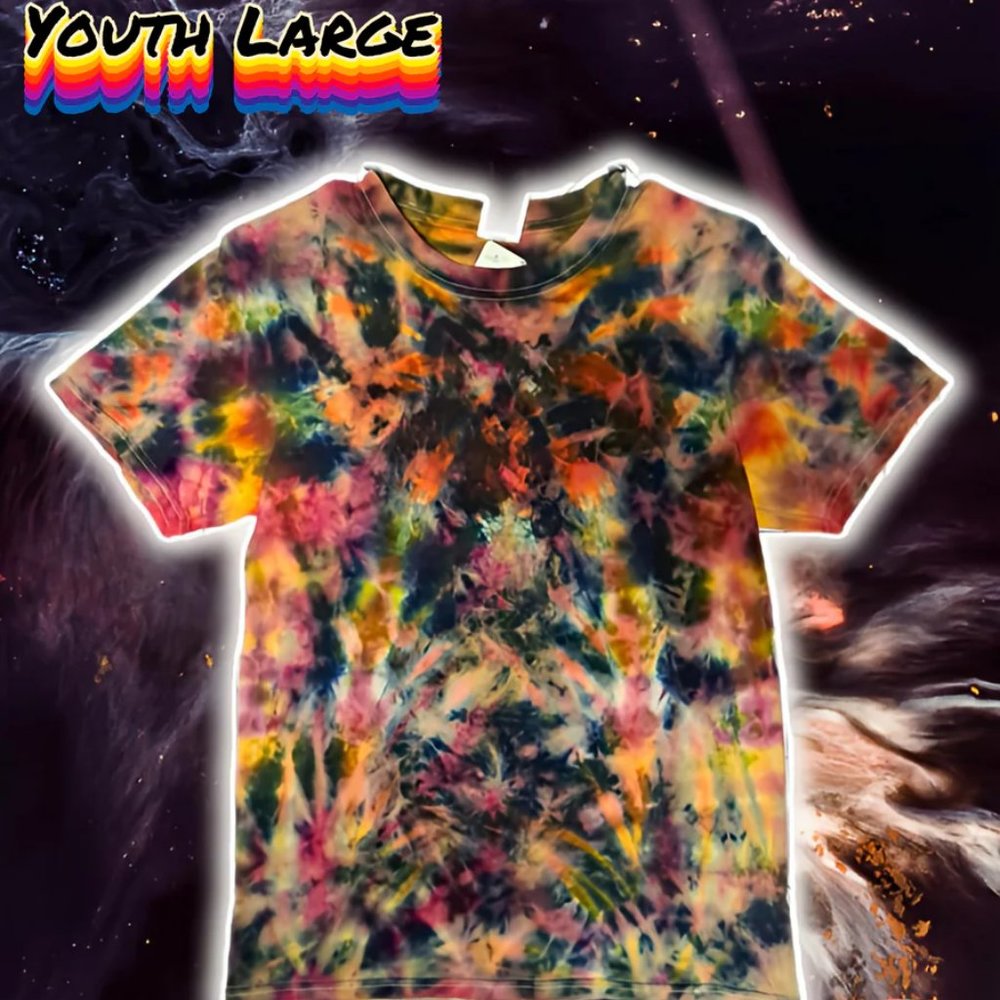 [Hand Dyed] Tie Dye Youth Shirt